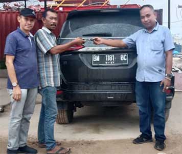 Rental Mobil Alphard Pekanbaru