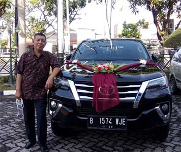 Rental Mobil Alphard Pekanbaru